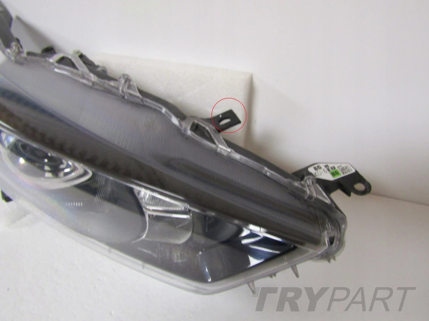 TOYOTA YARIS 4 IV HEADLIGHT STANDARD LENS 20- / MAZDA 2 22- RH
