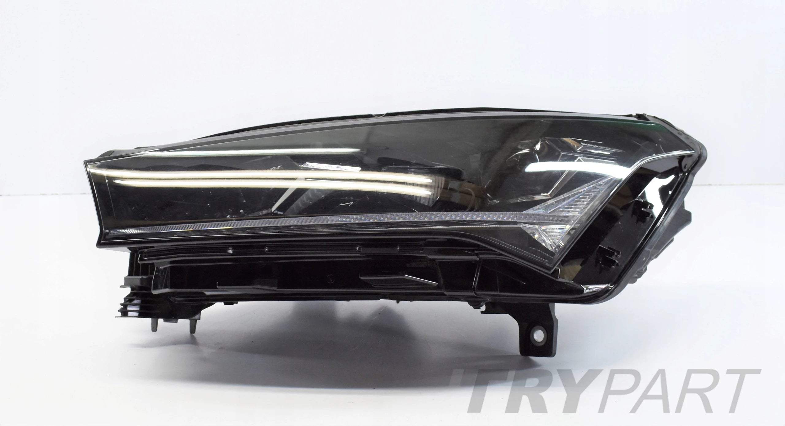 SKODA ENYAQ 5LB LEFT FRONT HEADLIGHT EU ORG