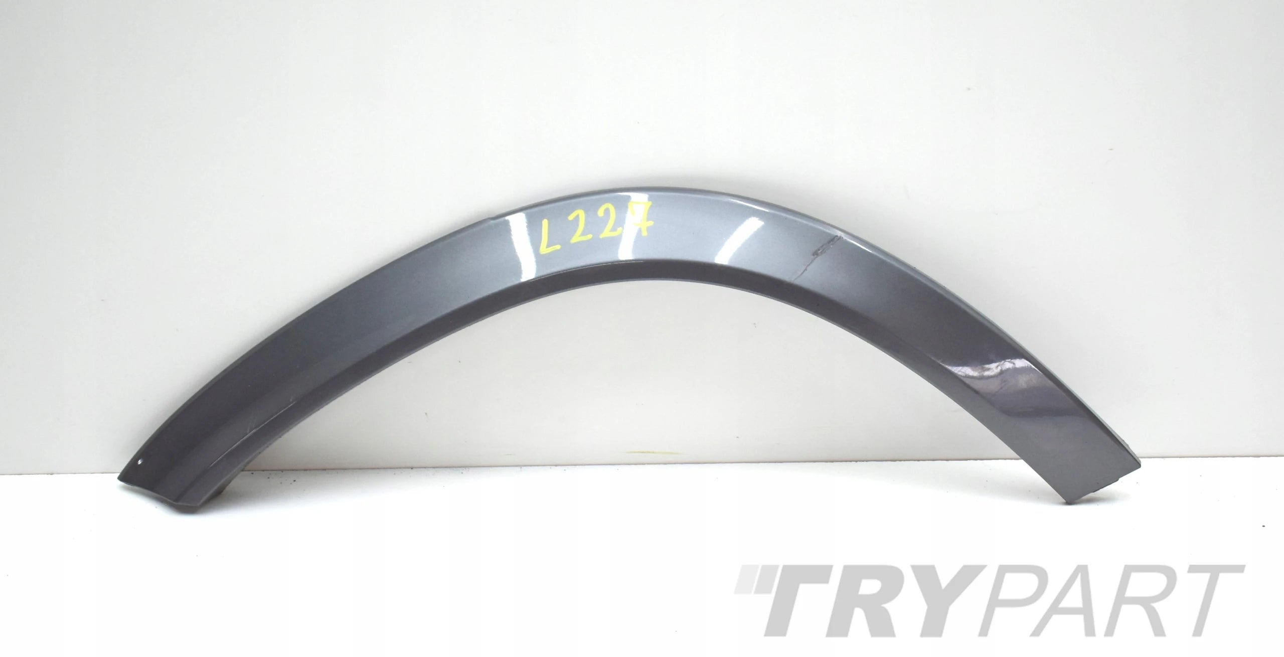 MERCEDES GLE W167 AMG REAR FENDER MOULDING RIGHT REAR ORG