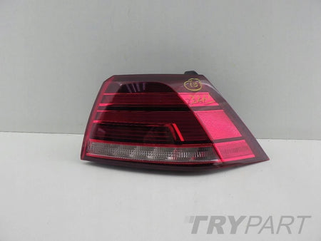 VW GOLF VII 7 5G0 LIFT HB 2017- Right Tail Lamp