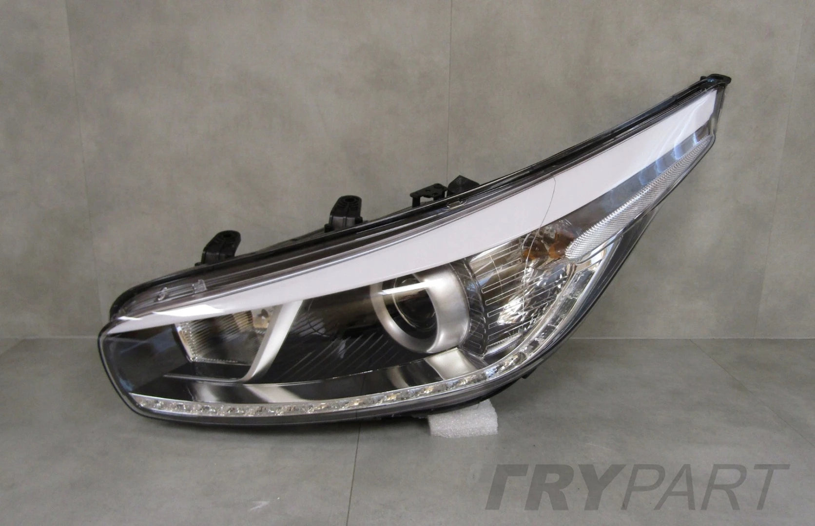 FRONT HEADLIGHT KIA CEED 2 II GT PROCEED XENON NON-ROTATING + LED 12- LH LEFT 92