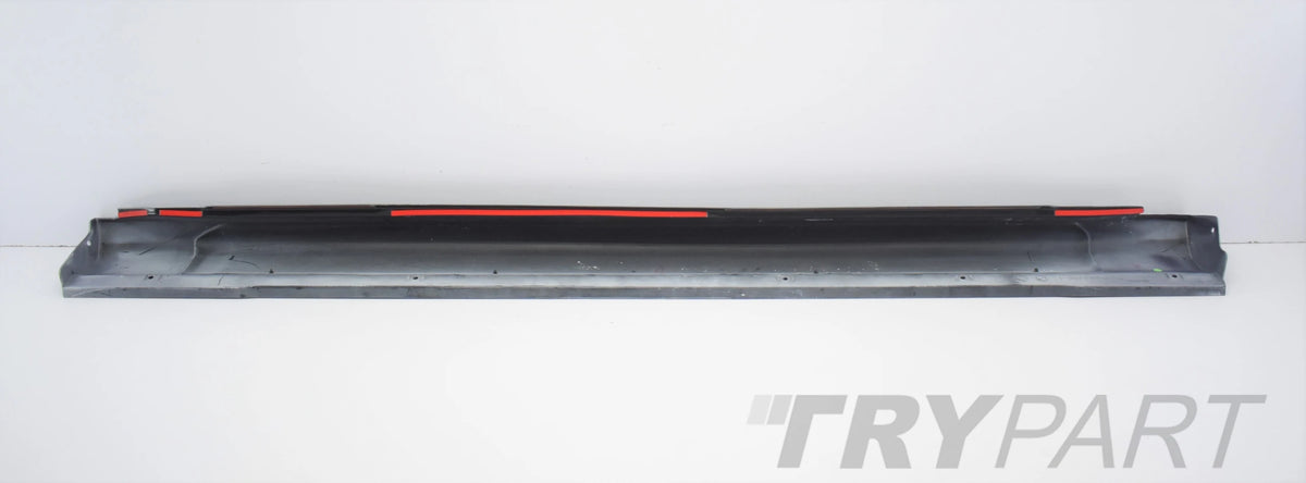 MITSUBISHI MZ 313902S1 DOOR SILL PROTECTOR ORG NEW