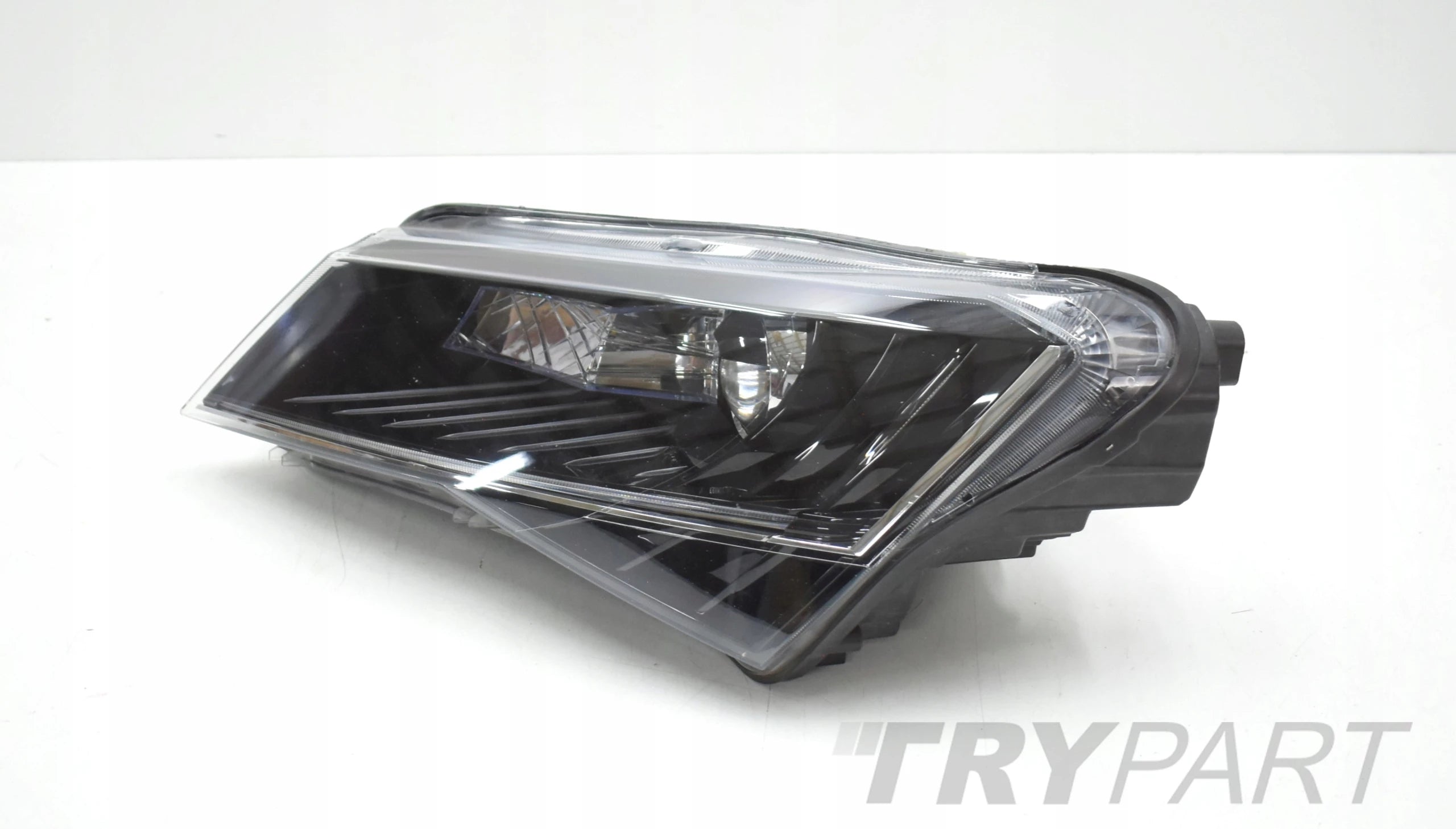 SKODA SUPERB III 3V LEFT FRONT HEADLIGHT ORG EU 3V1941015B
