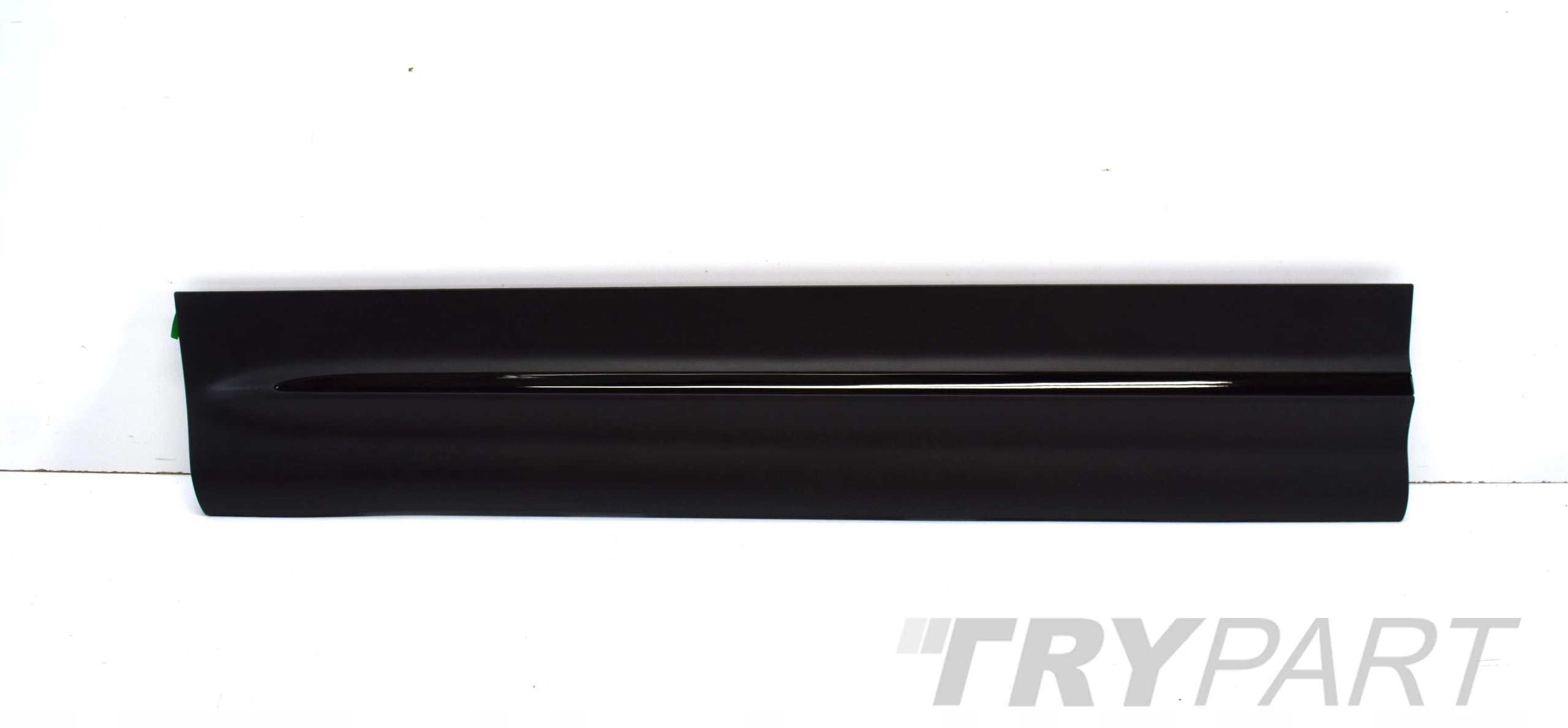 MERCEDES GLB W247 LEFT FRONT DOOR STRIP ORG