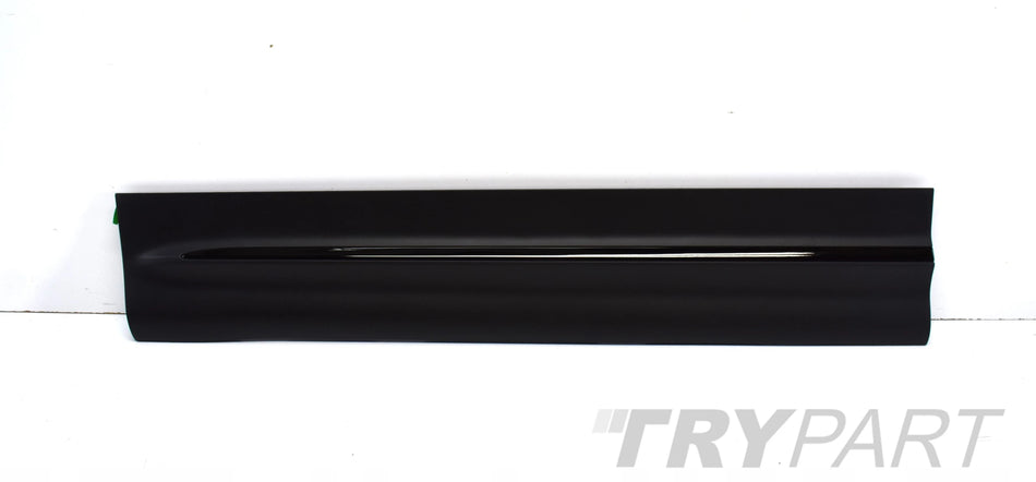 MERCEDES GLB W247 LEFT FRONT DOOR STRIP ORG
