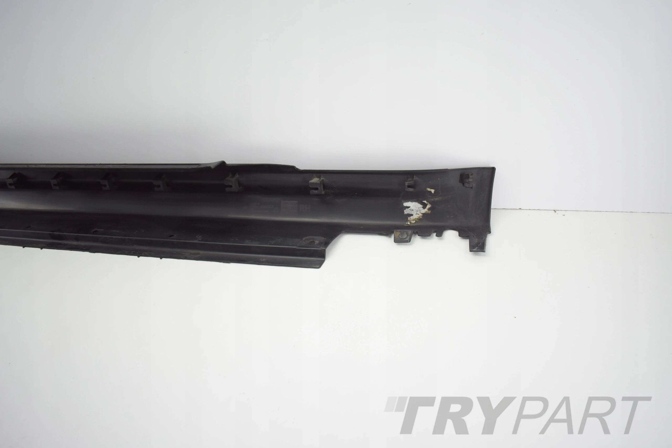 MINI COOPER R56 S RIGHT SILL PANEL ROCKER MOULDING COMPLETE