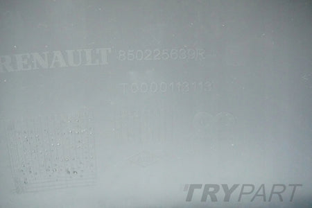 CLIO IV 4 LIFT HB 16-19 NEW REAR BUMPER REAR APRON REFLECTORS ORIGINAL