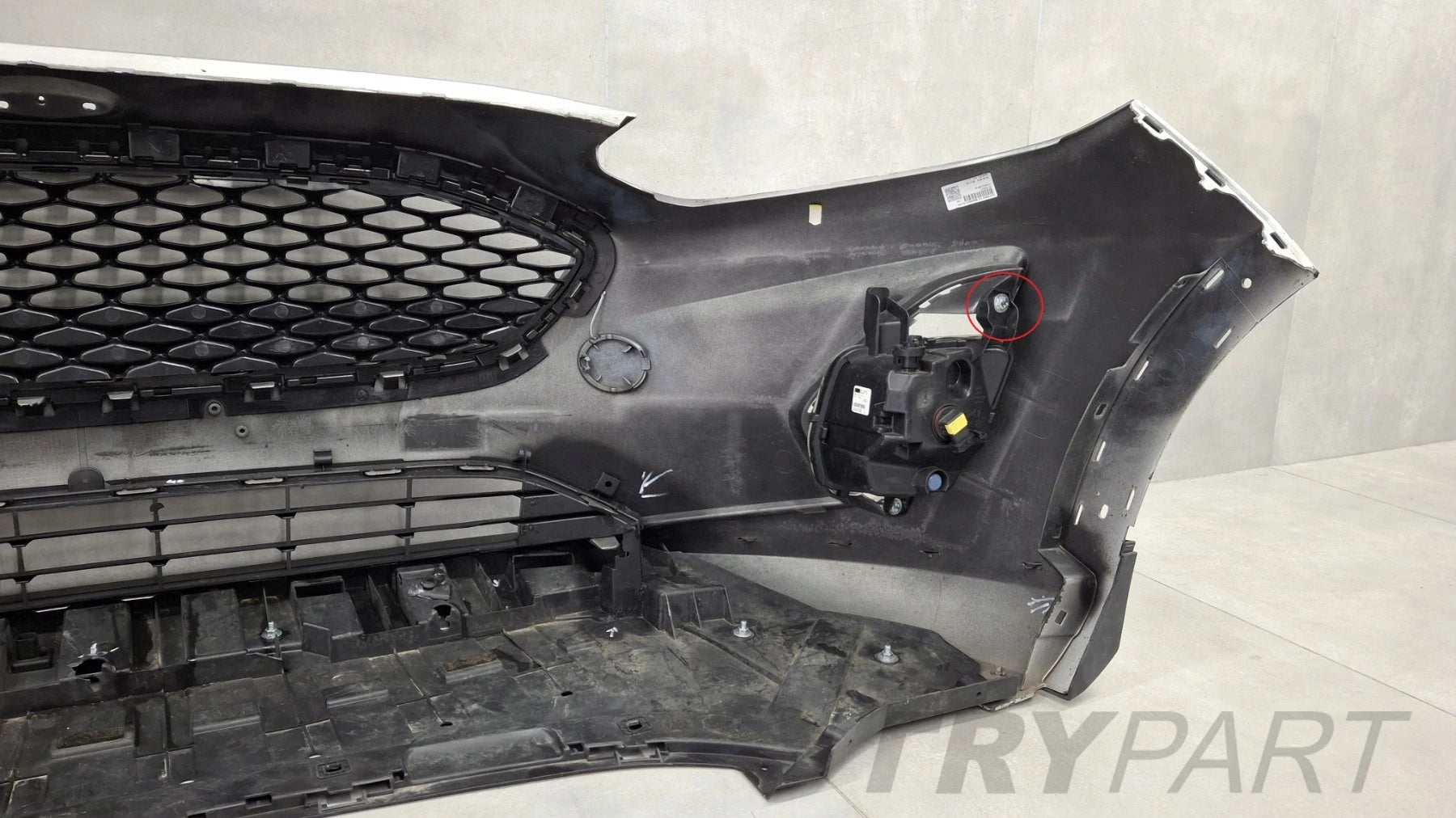 Front Bumper Ford Fiesta Mk8 VIII ACTIVE 17-21 / + Cover + Fog Light