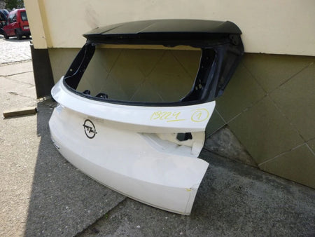 OPEL GRANDLAND X Tailgate