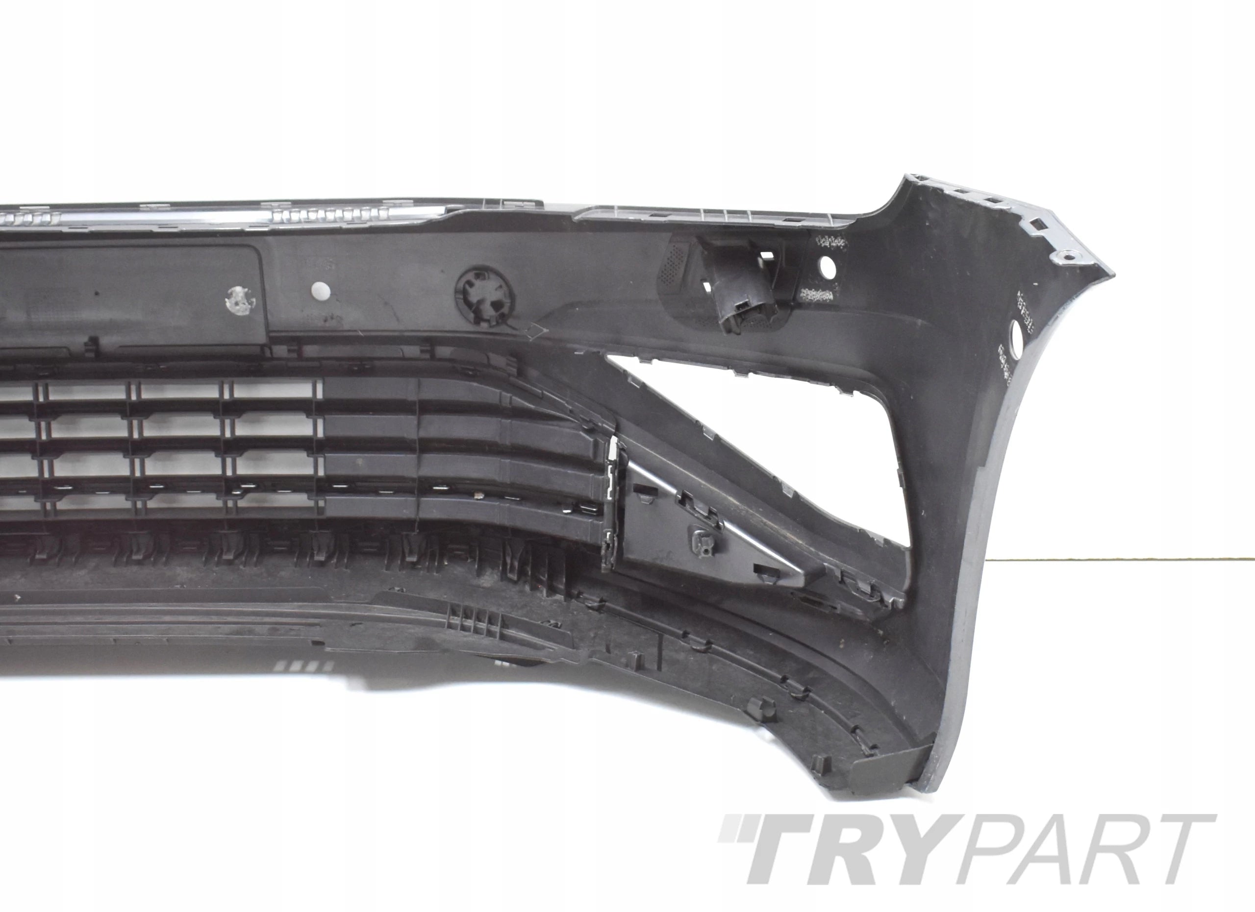 VW SPORTSVAN 510 LIFT FRONT BUMPER ORG + GRILLES + BOTTOM