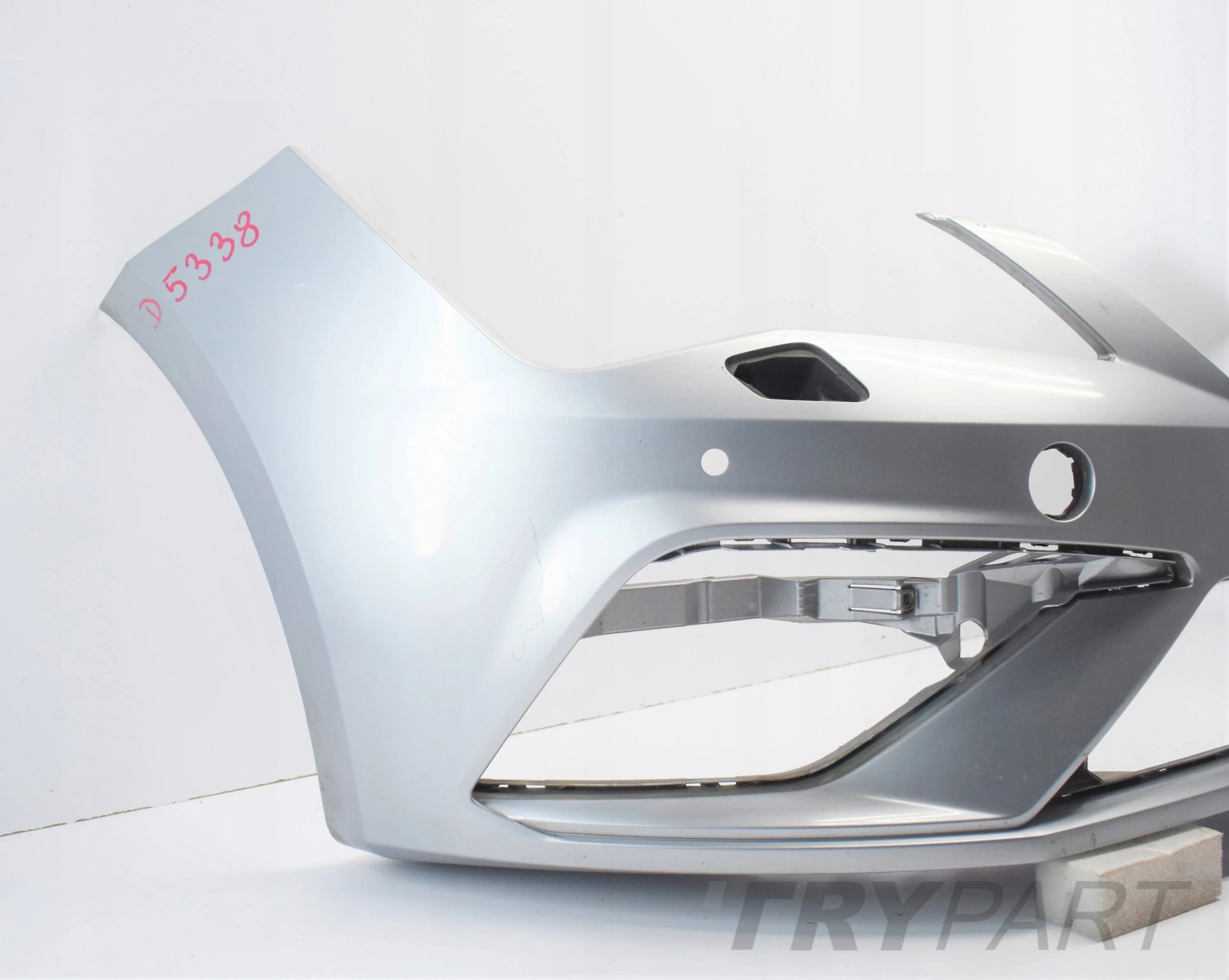 SEAT LEON III FR LIFT 5F FRONT BUMPER SUPER CONDITION