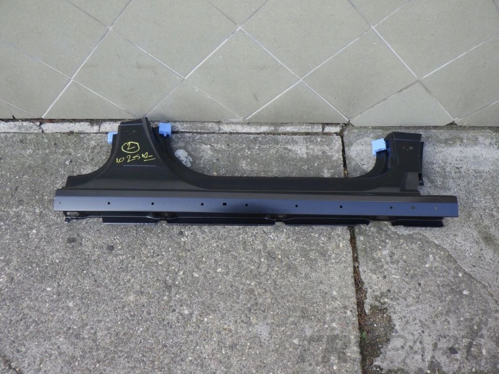 PEUGEOT 308 P5 T10 3 III GT GT LINE 21- Right Sill Panel Cover