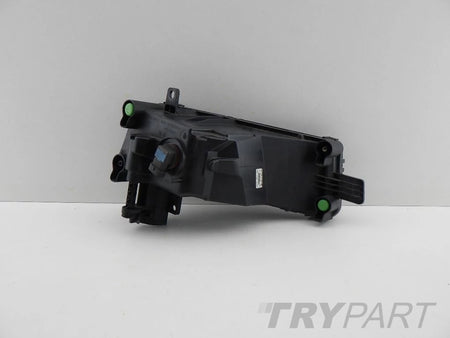 VW TOURAN 2 II 5TA 15- halogen left