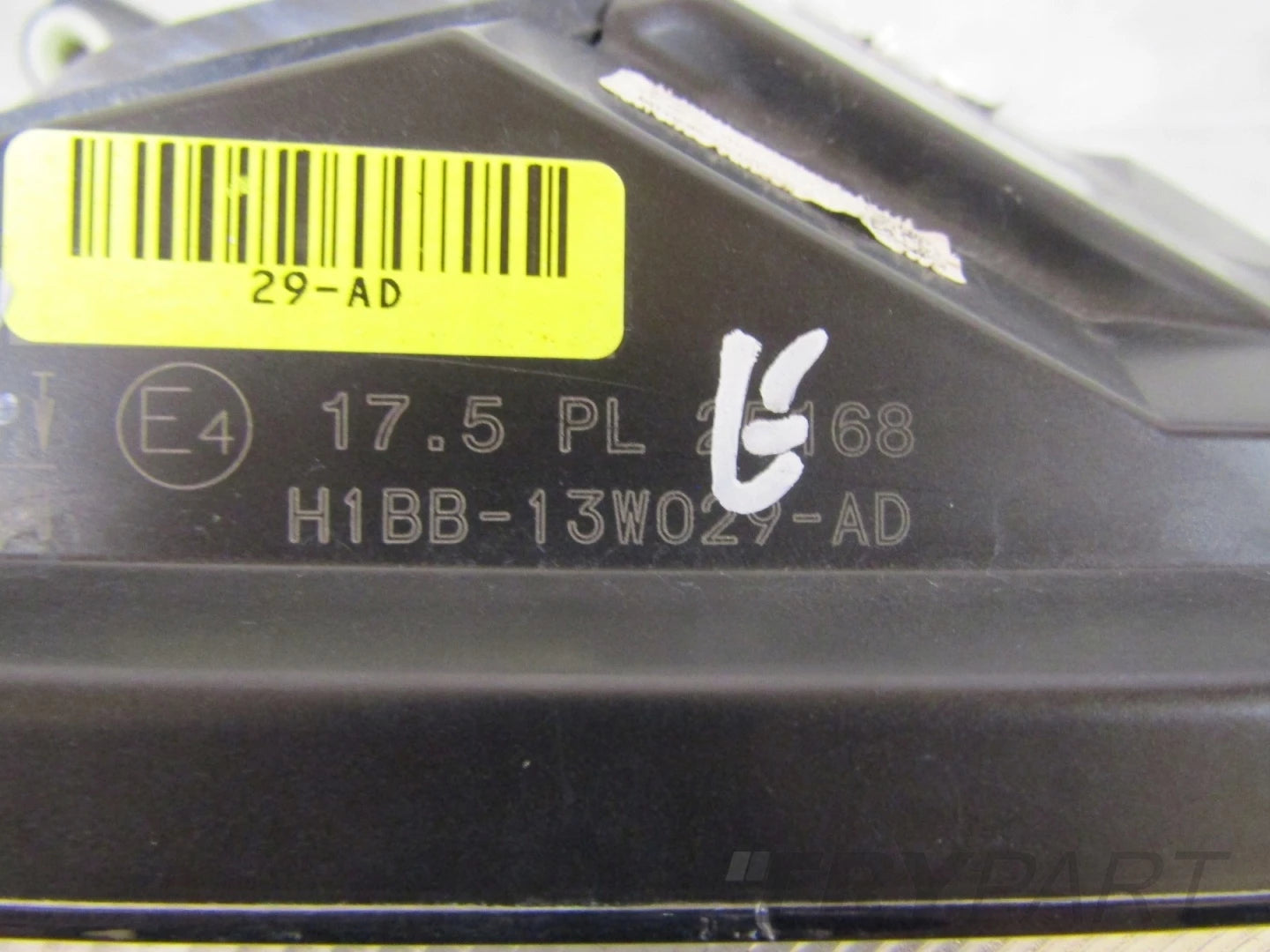 HEADLIGHT FORD FIESTA MK8 VIII 17-21 STANDARD RH RIGHT H1BB-13W029-AD