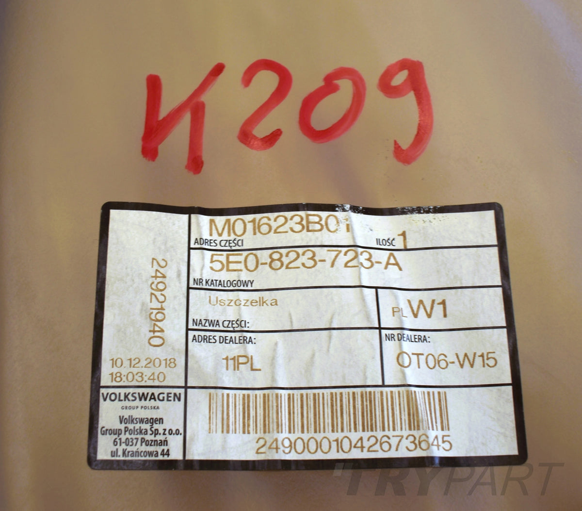 SKODA OCTAVIA III 5E0 HOOD SEAL ORIGINAL NEW