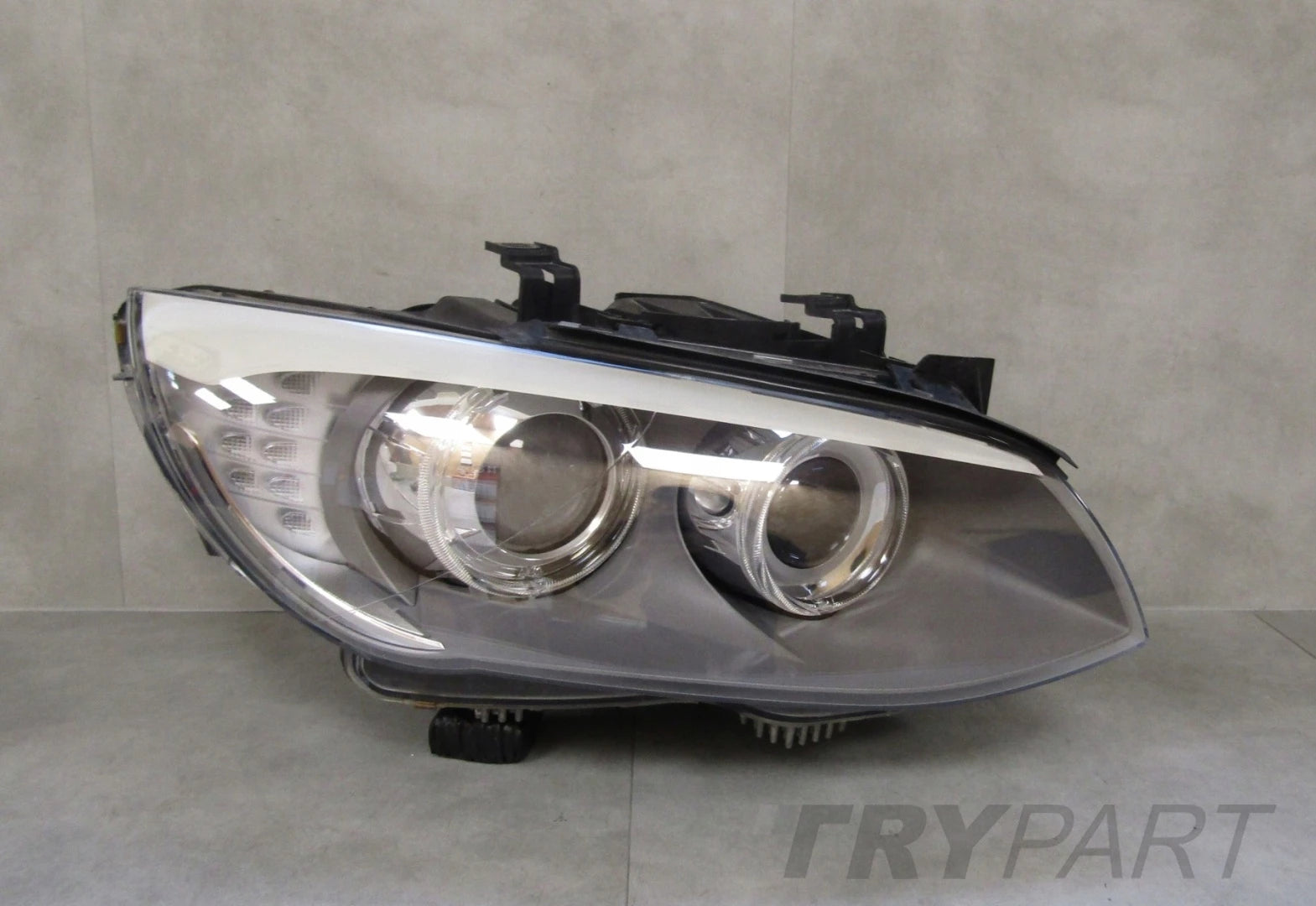 BMW 3 Series E92 E93 Coupe Xenon Adaptive Headlight Right Passenger Side 07-12 7239928-07