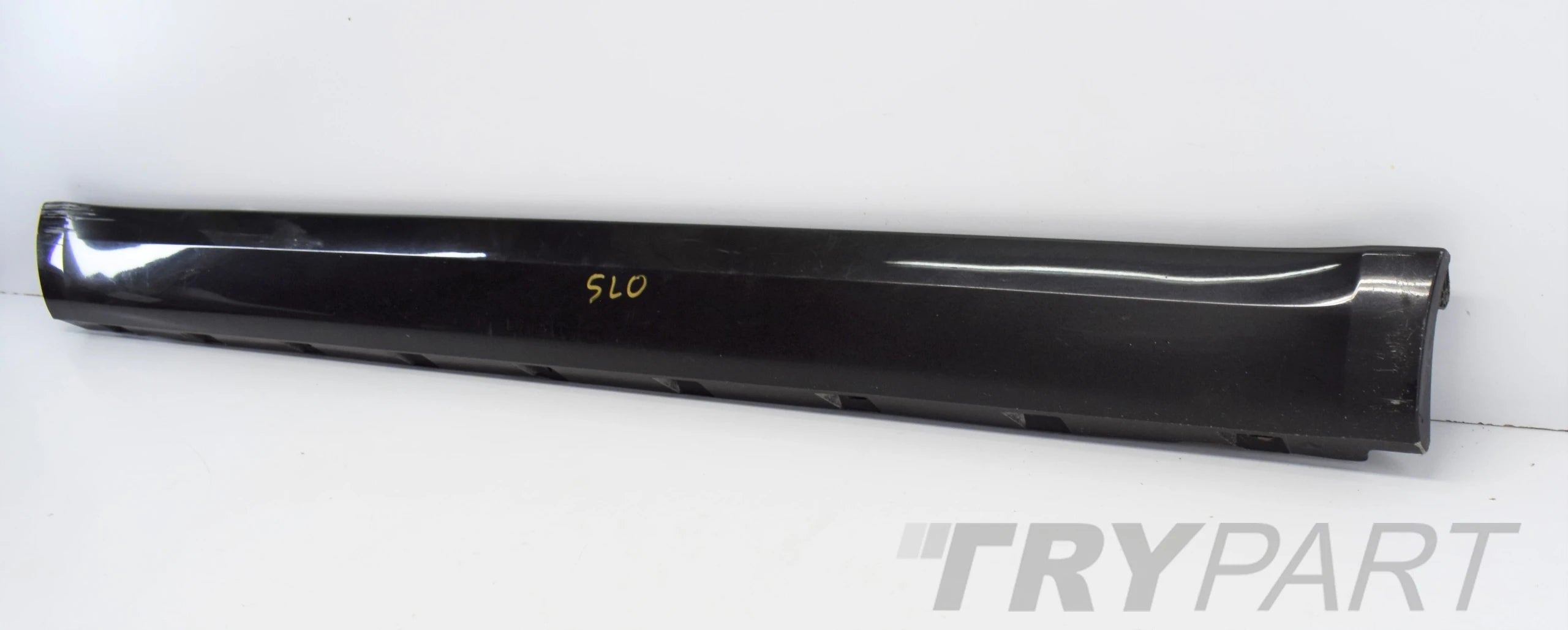 SKODA YETI 5L0 LIFT RIGHT SILL COVER