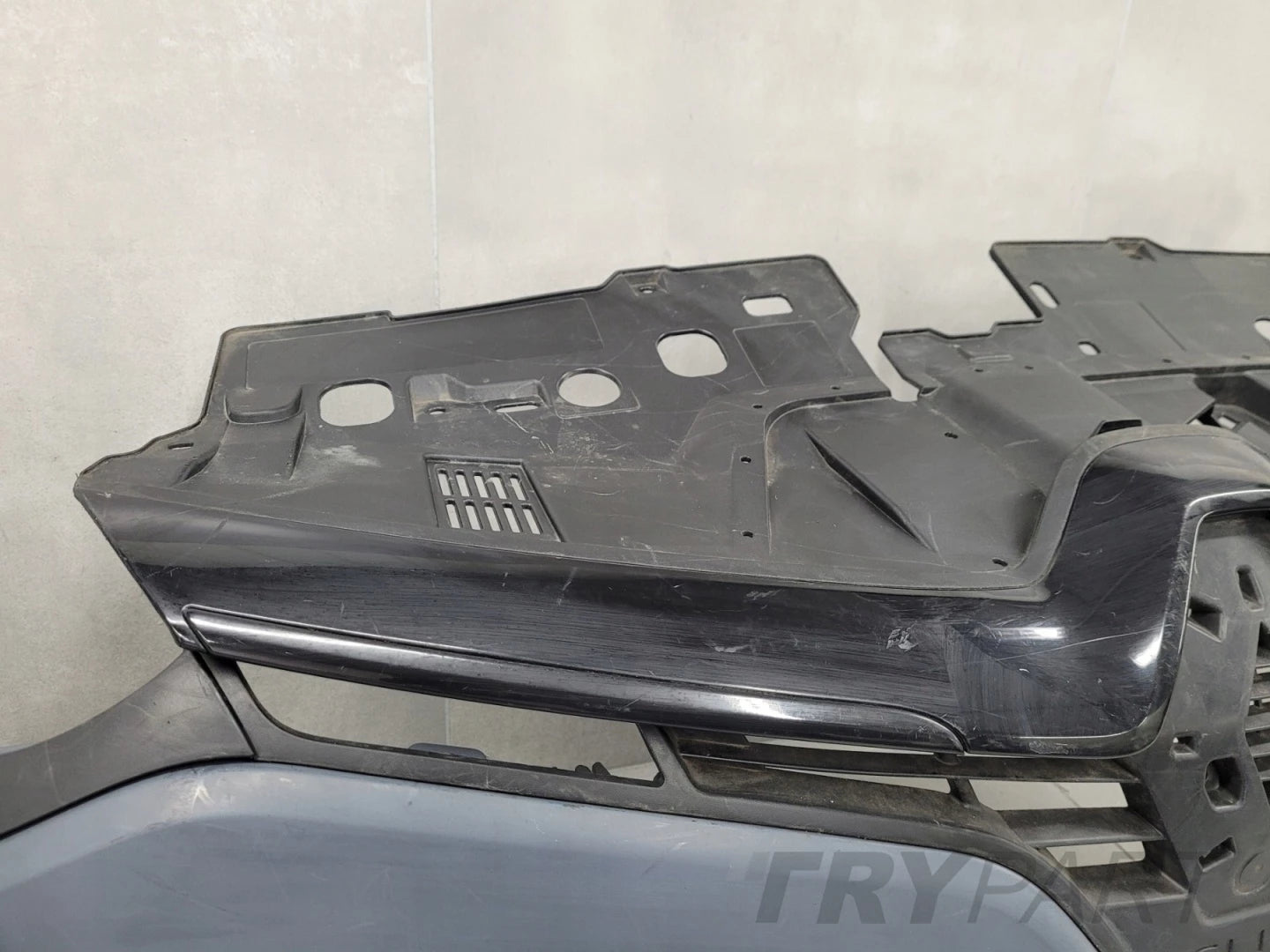 Front Bumper Renault Clio 4 IV 12-16