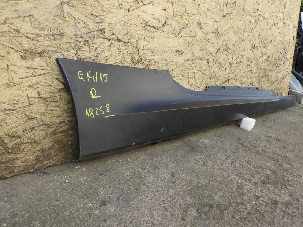 BMW 8 G14 G15 M PACKAGE Door Sill Trim Right