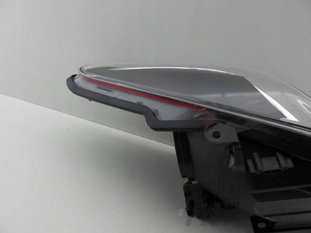 TOYOTA YARIS III 3 LIFT 17- Right Front Lamp