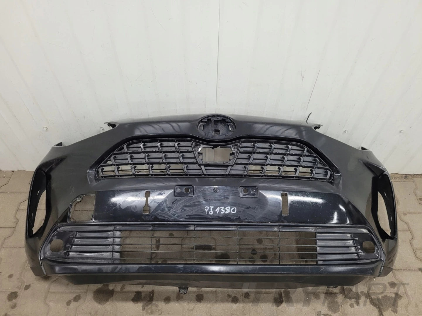 Front Bumper Toyota Yaris Cross 21-