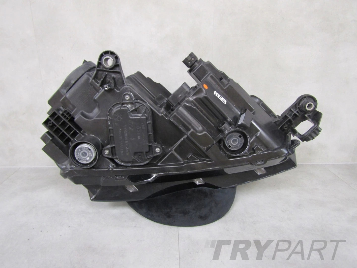 FRONT HEADLIGHT SKODA SCALA LED 19-23 LH LEFT 657941015
