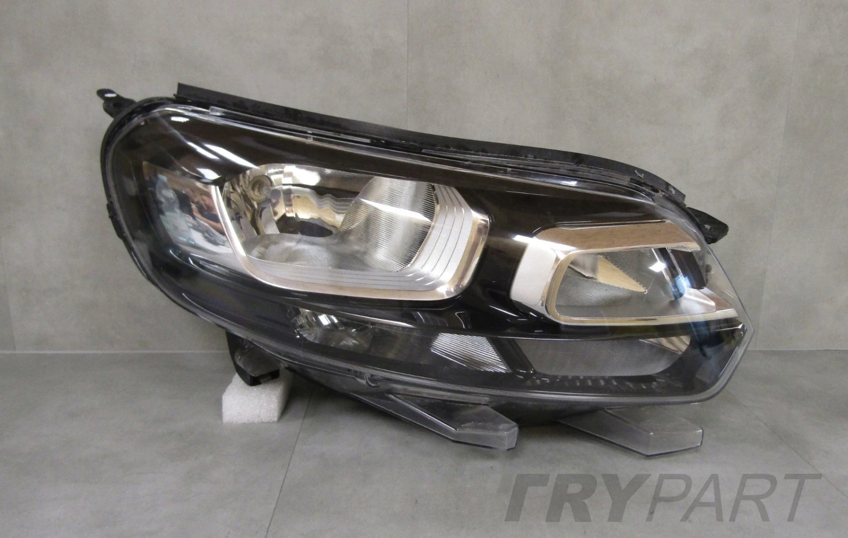 HEADLIGHT CITROEN JUMPY III 3 16-23 VIVARO STANDARD 19-23 RH RIGHT 98085676