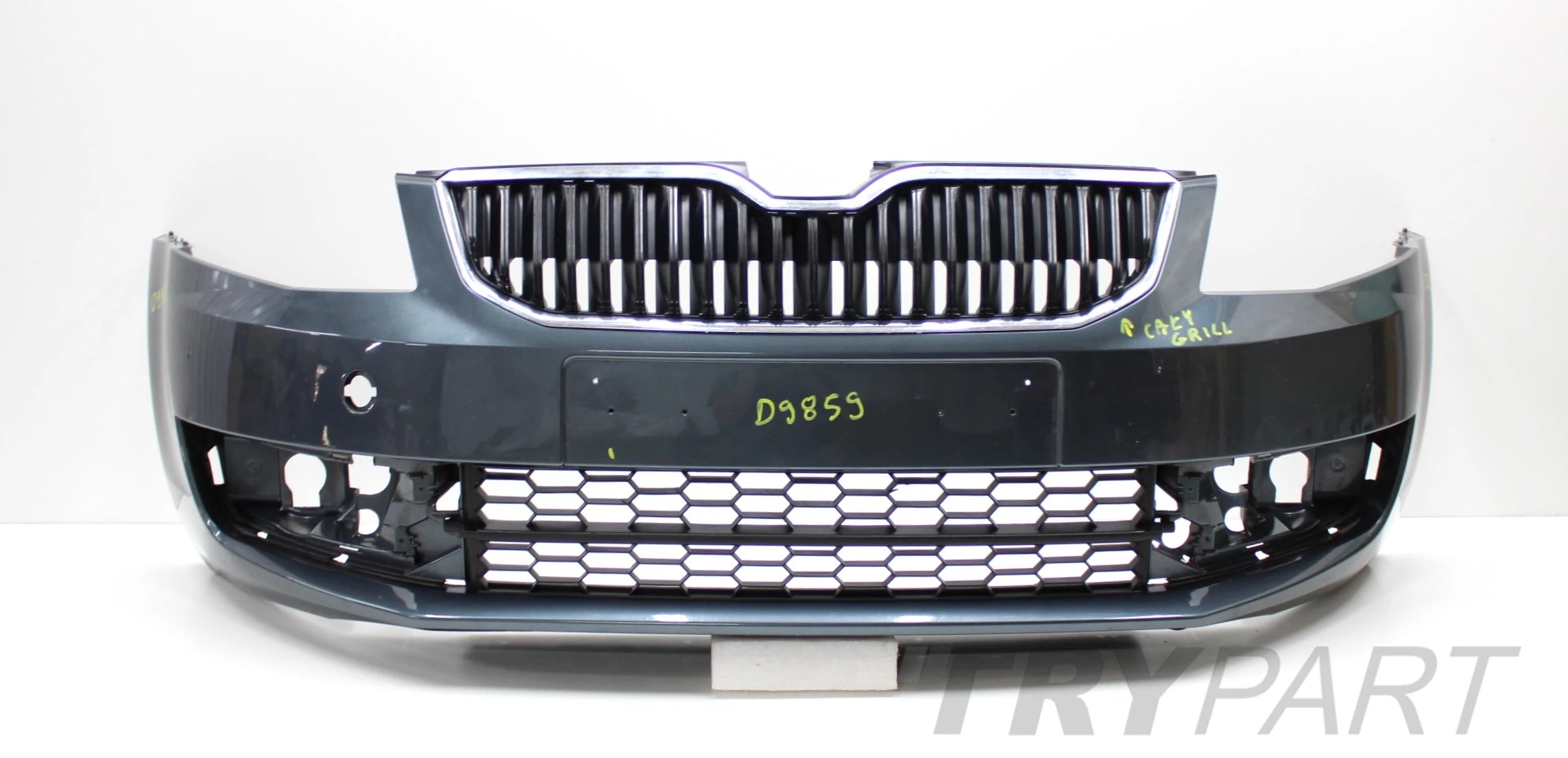 SKODA OCTAVIA III 5E0 FRONT BUMPER ORG + GRILLE