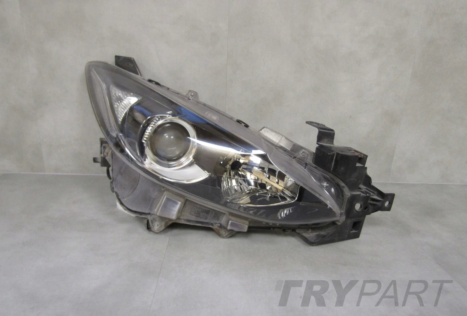 MAZDA 3 III BM RH HEADLIGHT 13-16 BHR151030 - STANDARD LENS