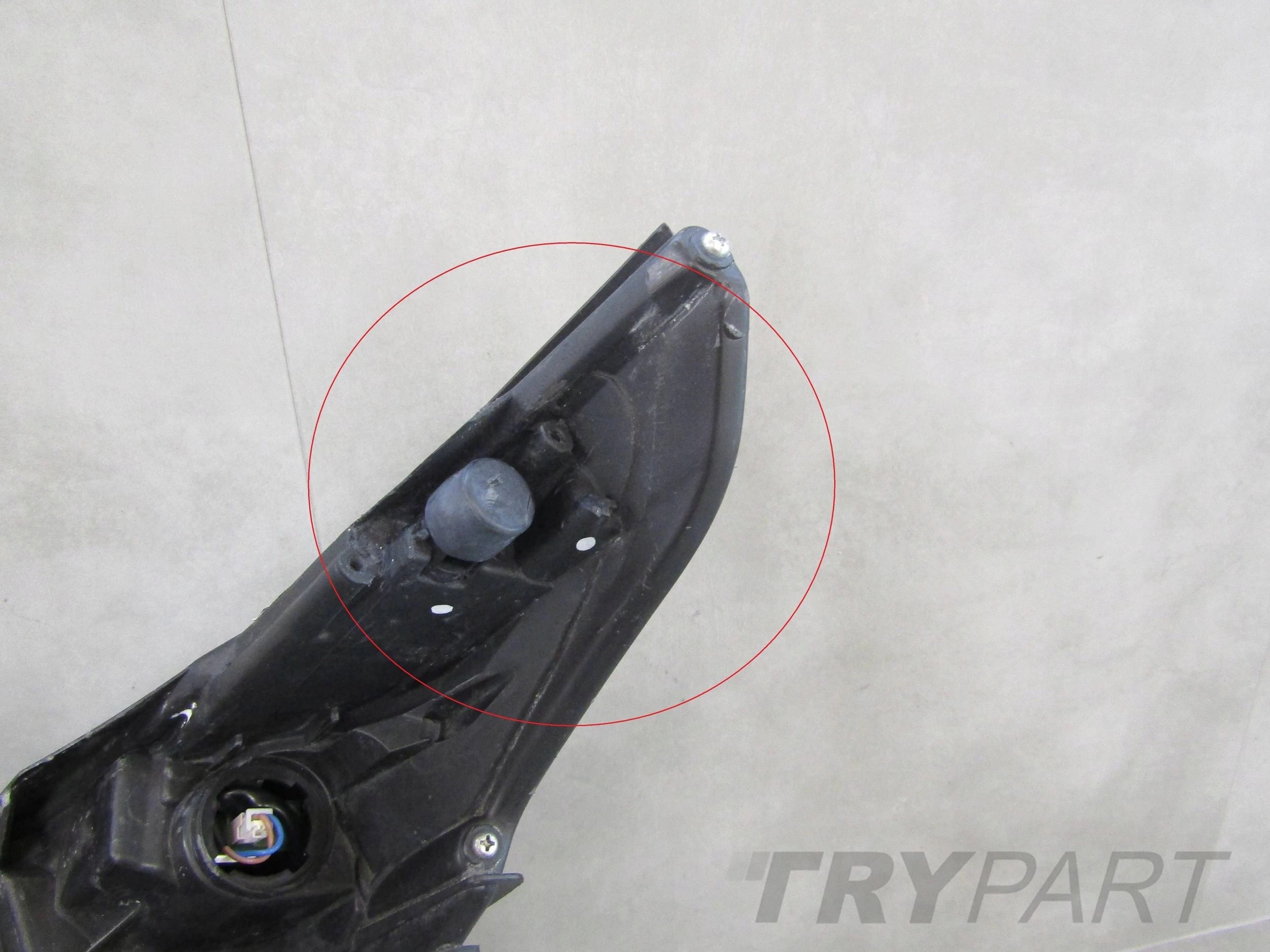 HEADLIGHT TOYOTA AVENSIS T27 LIFT 11-15 XENON SWIVEL RH 10000-17687