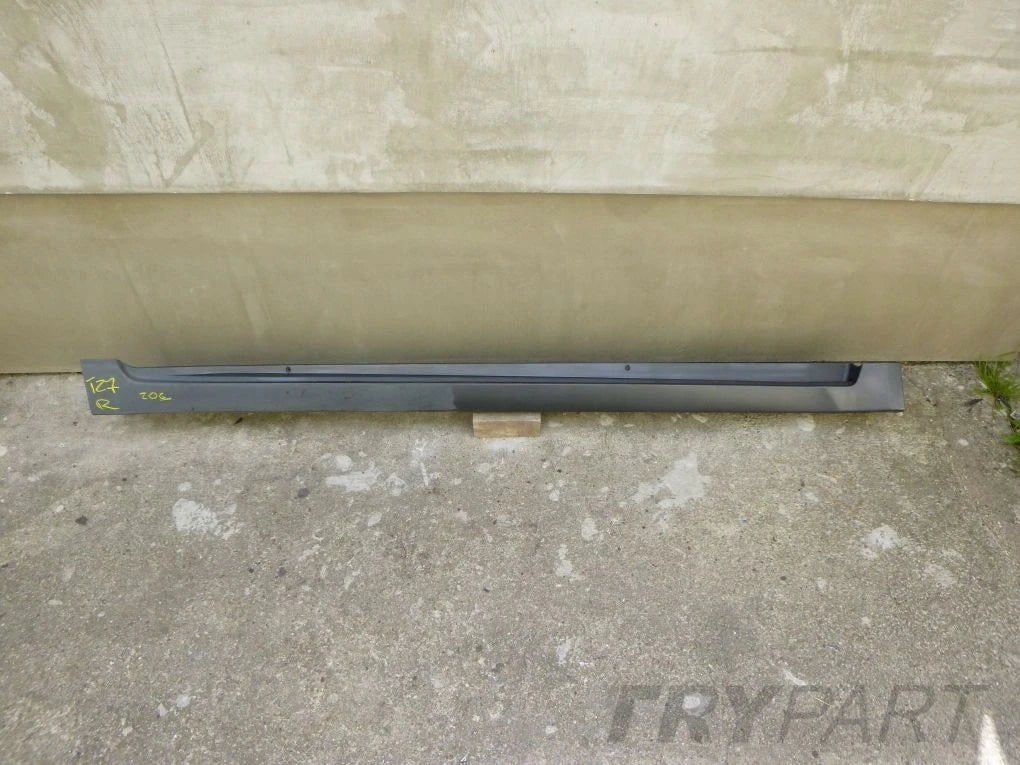 TOYOTA AVENSIS III T27 T29 15- threshold cover right