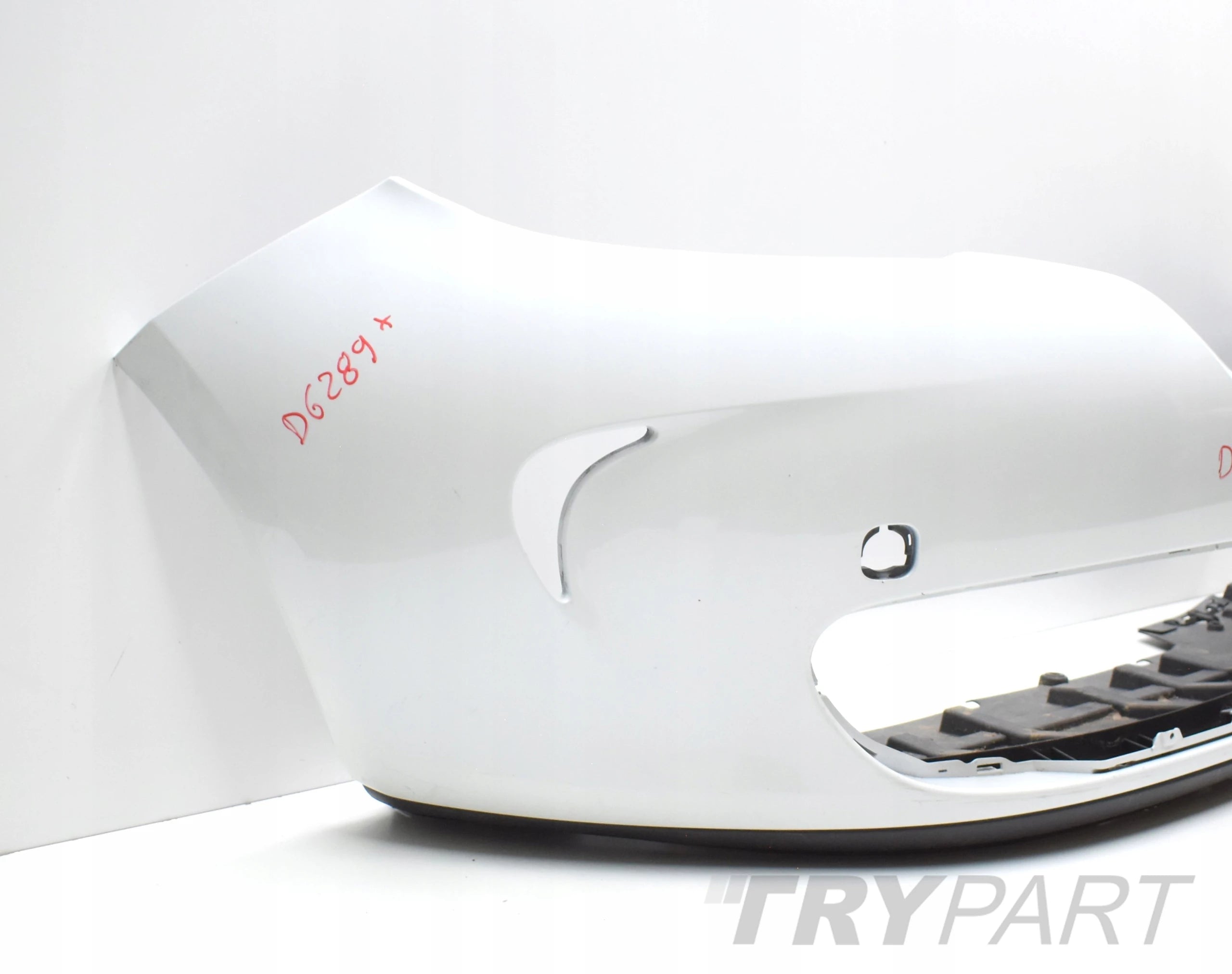 RENAULT ZOE Front Bumper + Lower Section