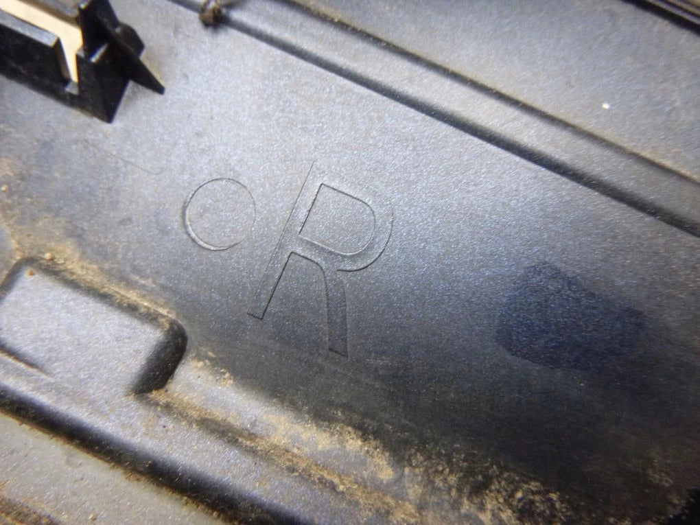 YARIS III LIFT IV 17- Right Rear Door Molding