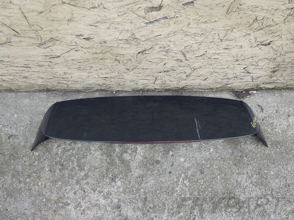 VW GOLF VIII 8 5H6 HB 2020- Trunk Lid Spoiler Stop