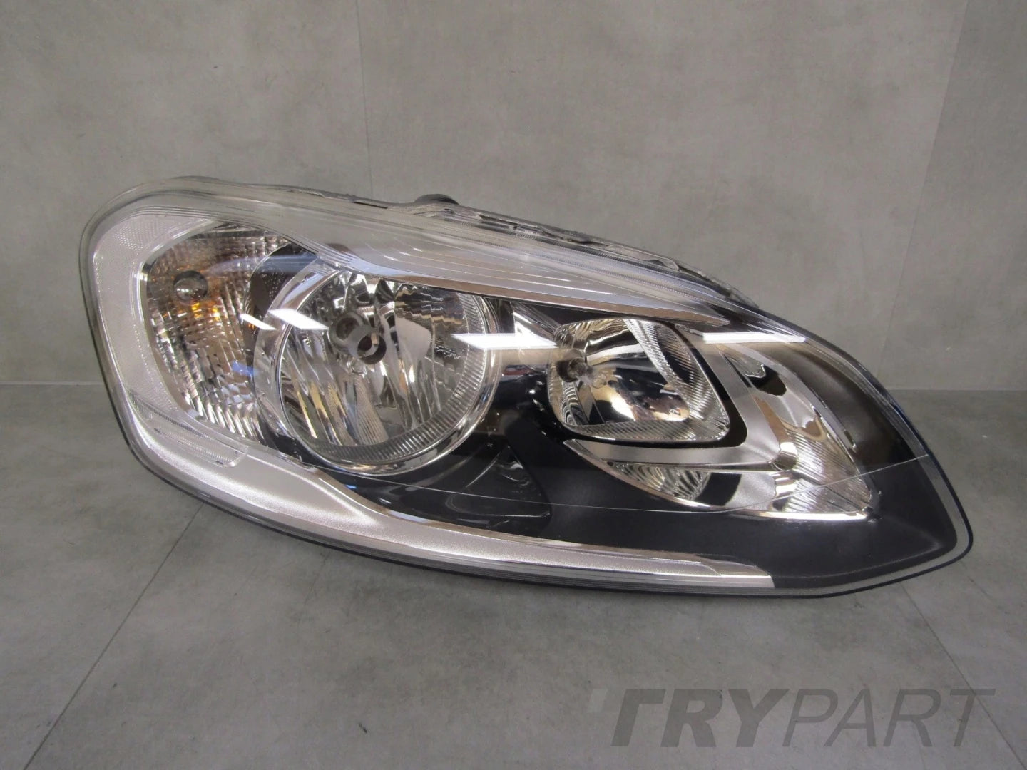 Front Lamp Volvo XC60 1 I LIFT STANDARD 13-17 RH RIGHT
