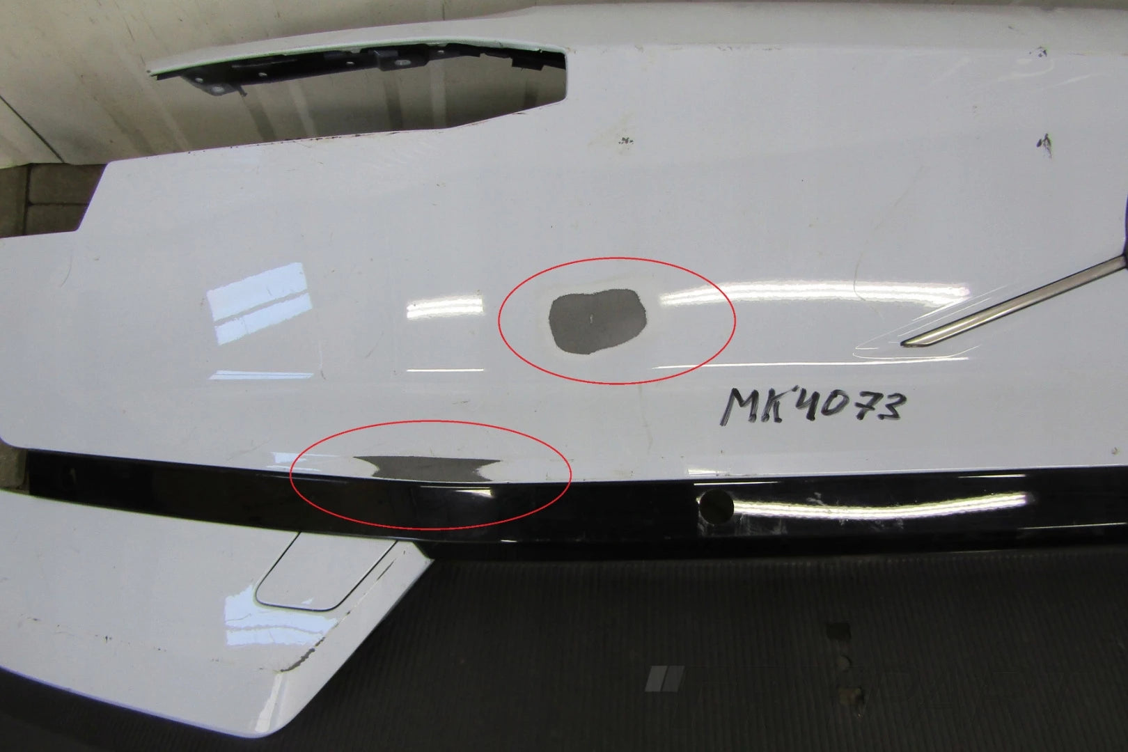 Front Bumper Volvo EX30 EX 30 23- (LOGO)