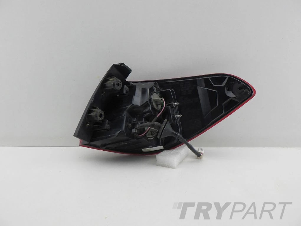 HYUNDAI I30 III 3 WAGON 2017- left rear lamp