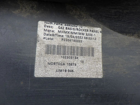 BMW 2 G42 M PACKAGE COUPE 22- Right Sill Trim