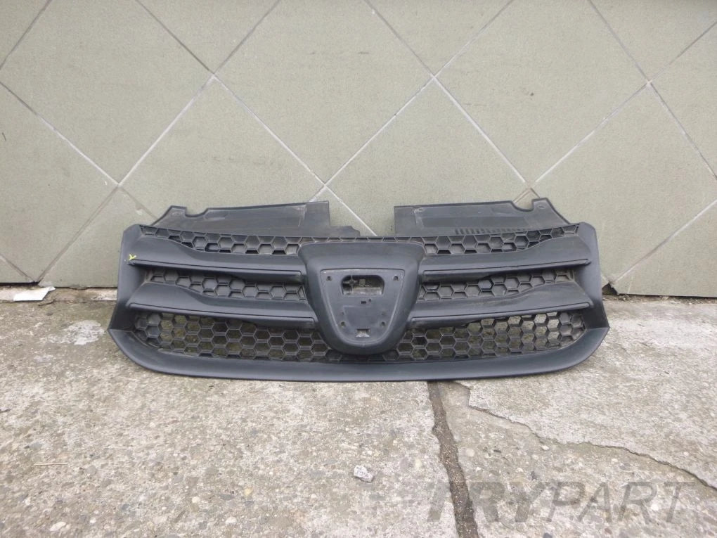 DACIA SANDERO 2 II LOGAN 12- front grille