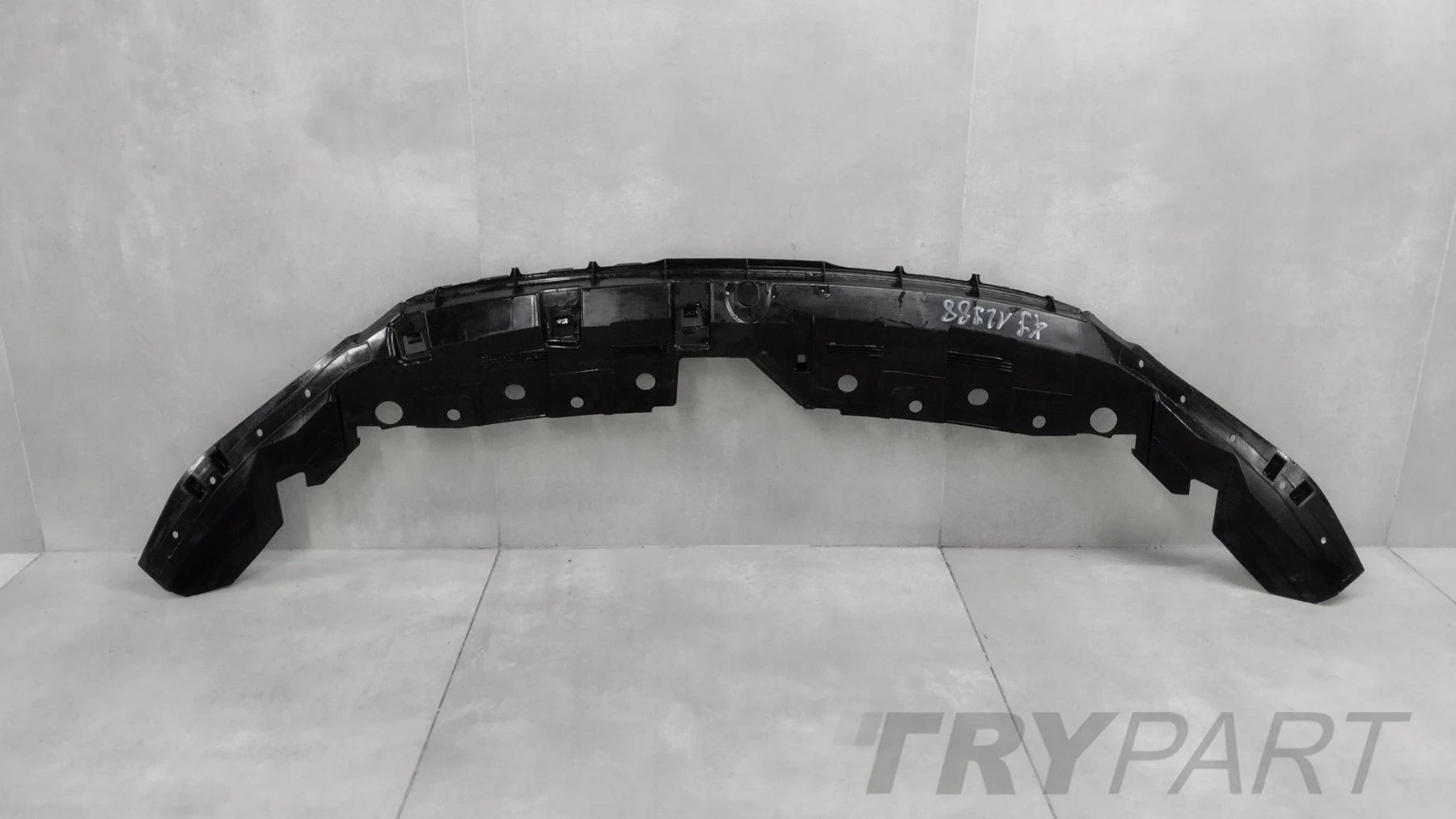 FRONT BUMPER REINFORCEMENT MASERATI GHIBLI III LIFT 17-22 670100925