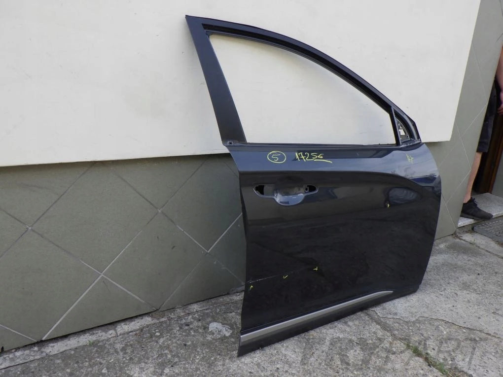 HYUNDAI KONA 17- Right Front Door