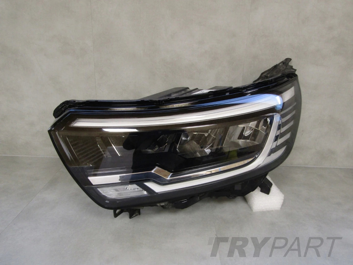 FRONT LAMP RENAULT KANGOO IV LED LH 21- 260608525R