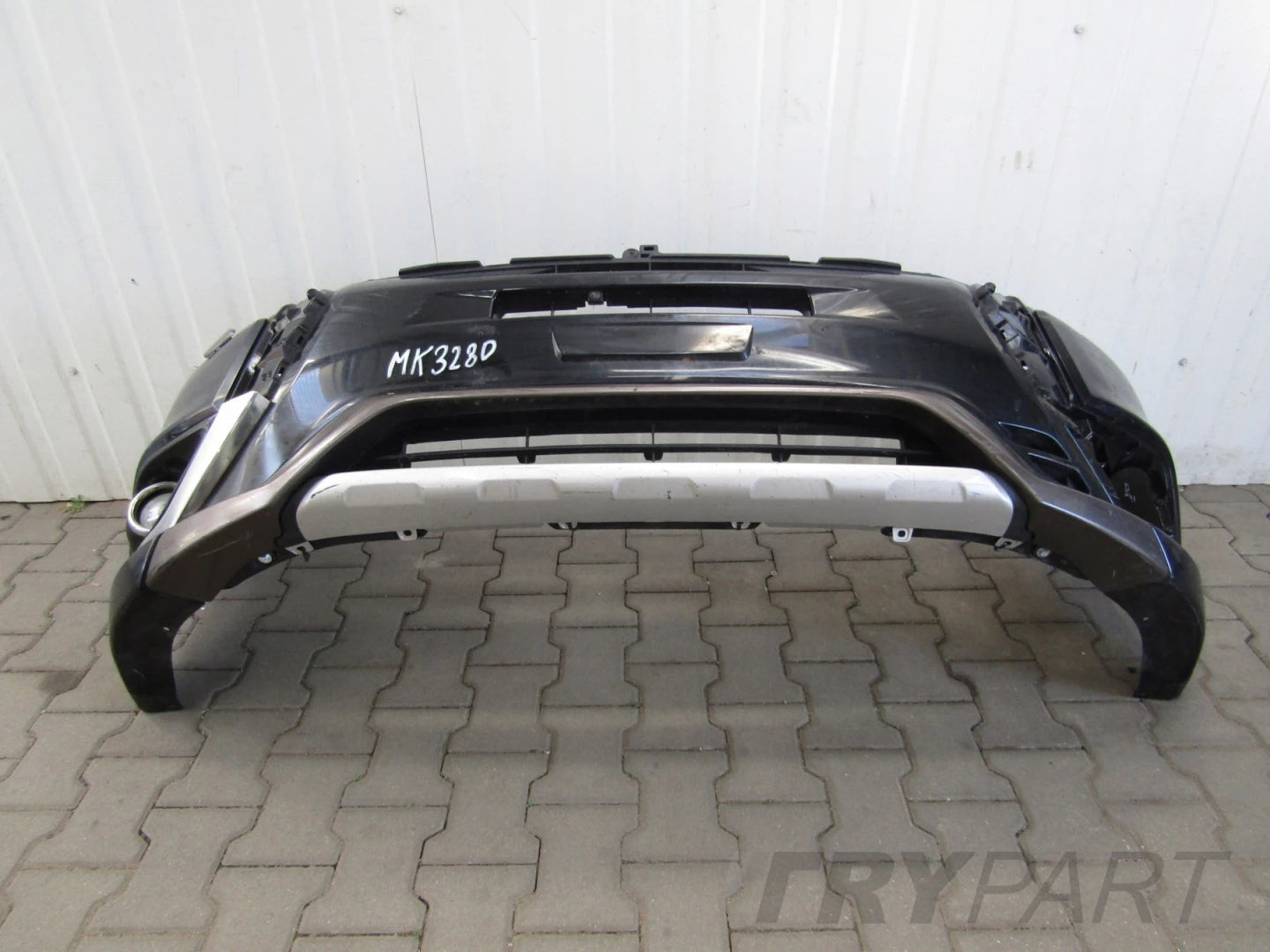 Front Bumper for Mitsubishi Outlander 3 Hybrid Lift 15-18 CAMERA