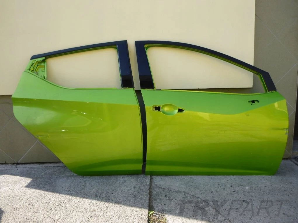 NISSAN MICRA K14 16- Rear Right Door
