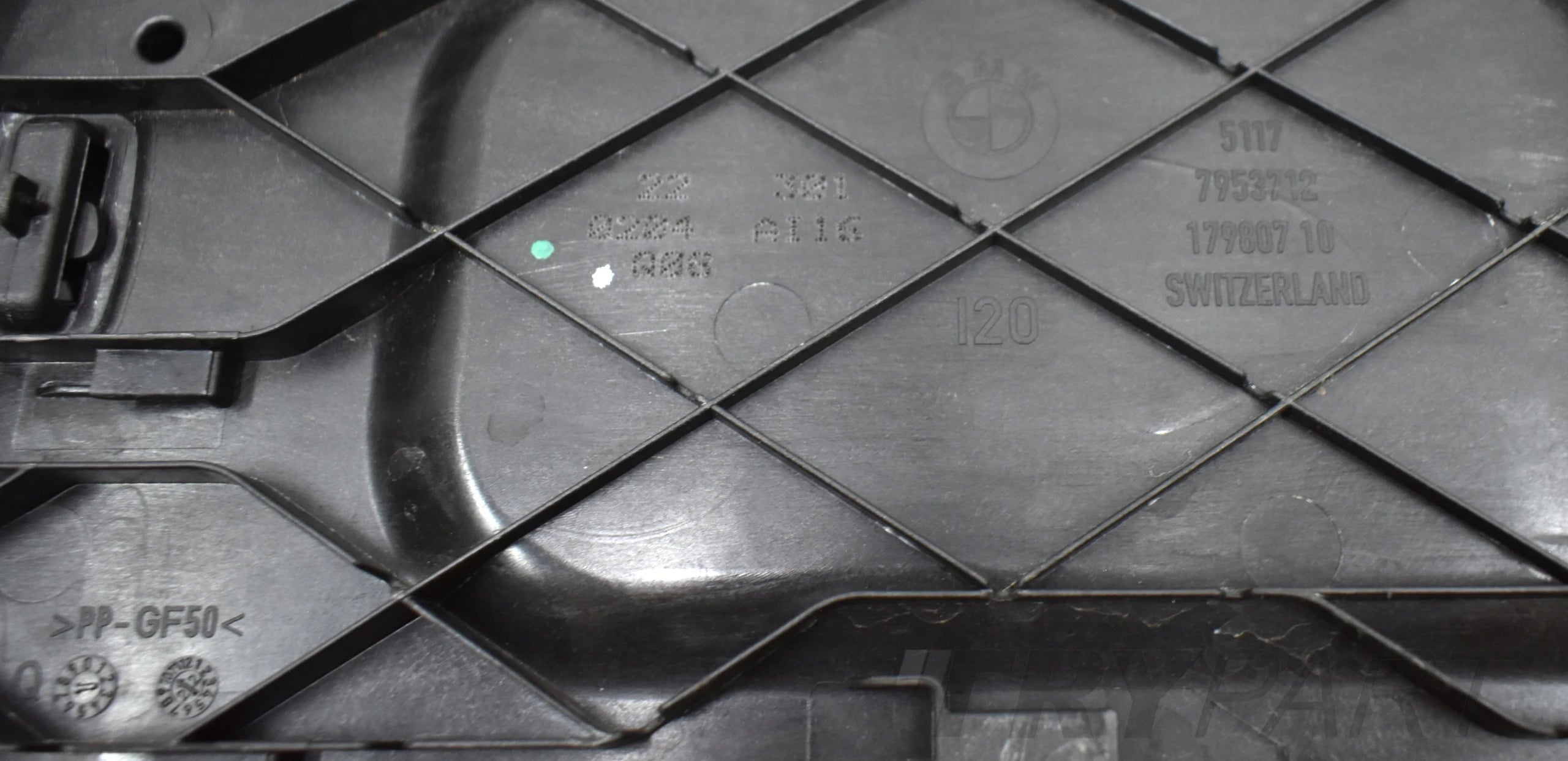BMW IX I20 Fuel Filler Flap Cover Charging Port ORG