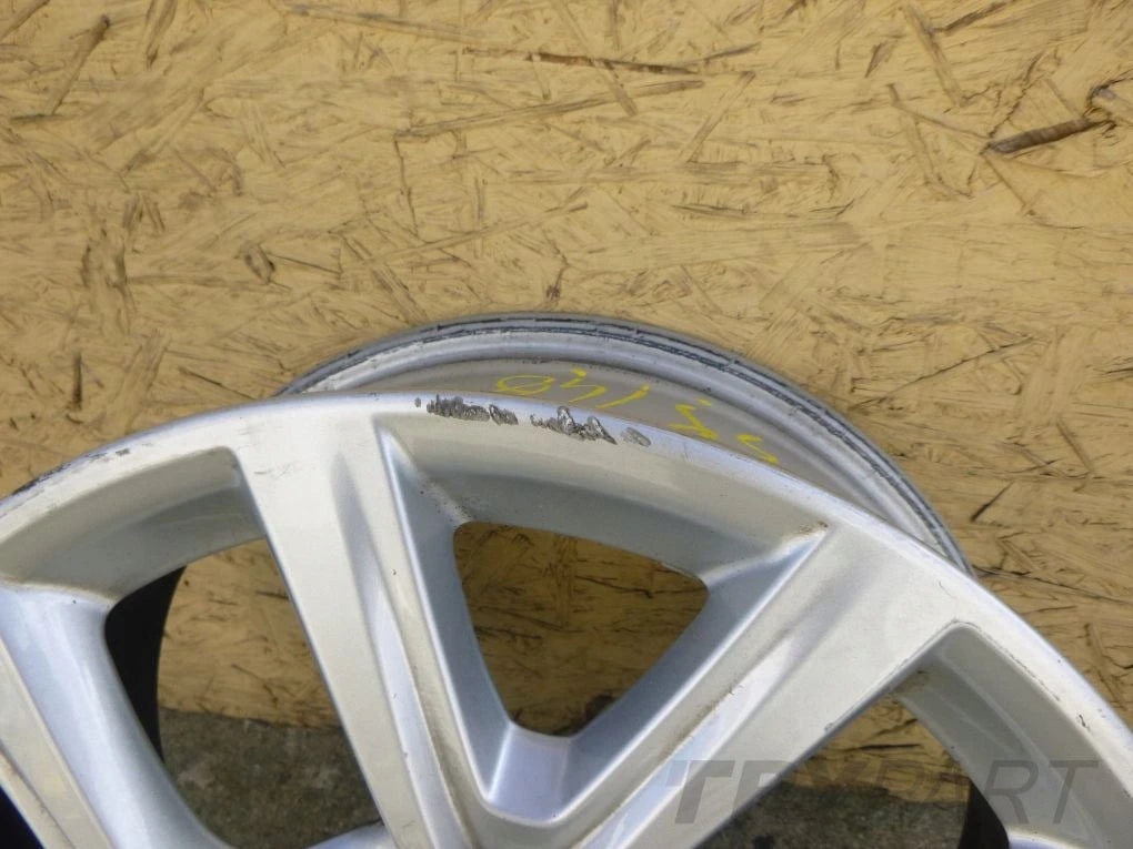 BMW X1 F48 6.5 J x 17 5x120 ET 39 aluminum rim