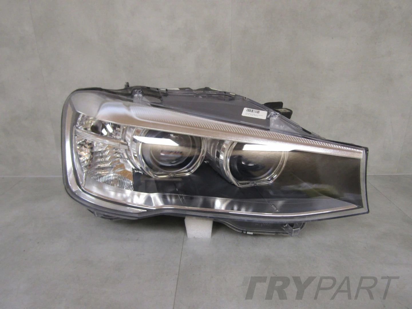 BMW X3 F25 LIFT LCI Xenon Headlight Right RH 14-17 7400018