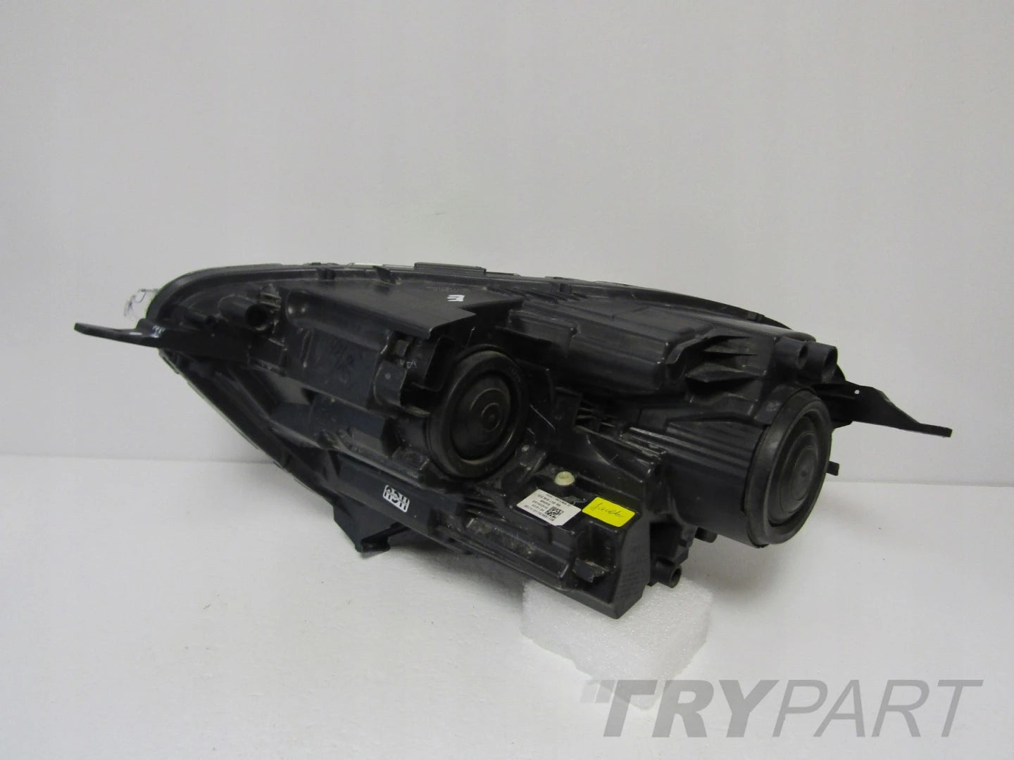 HEADLIGHT FORD ECOSPORT 2 II STANDARD LENS RH 17-21 GN15-13W029-YA