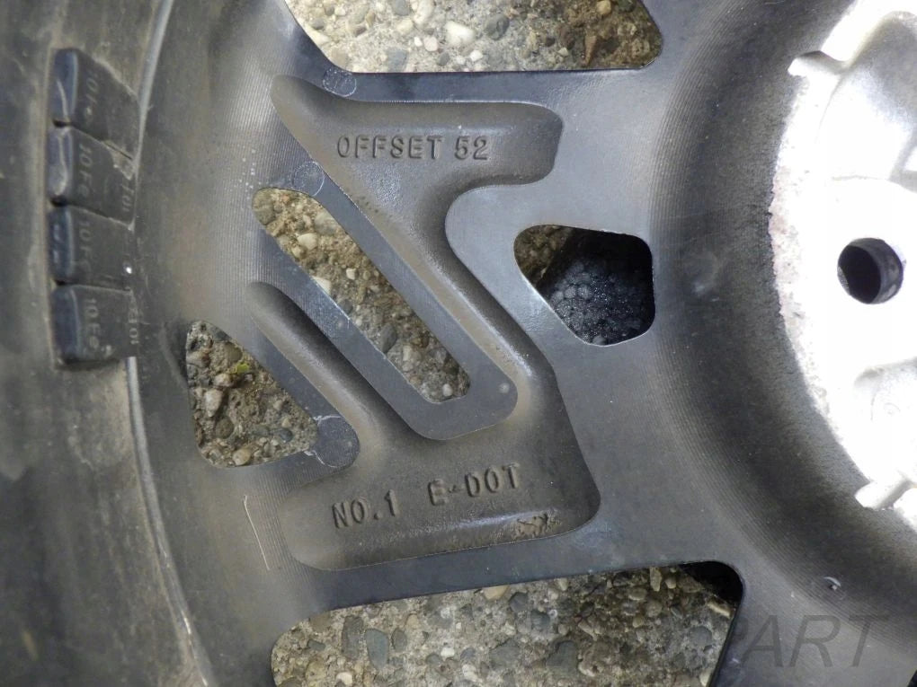 HYUNDAI 7.5J x 18 ET52 5x114.3 52910-J9850 aluminum wheel