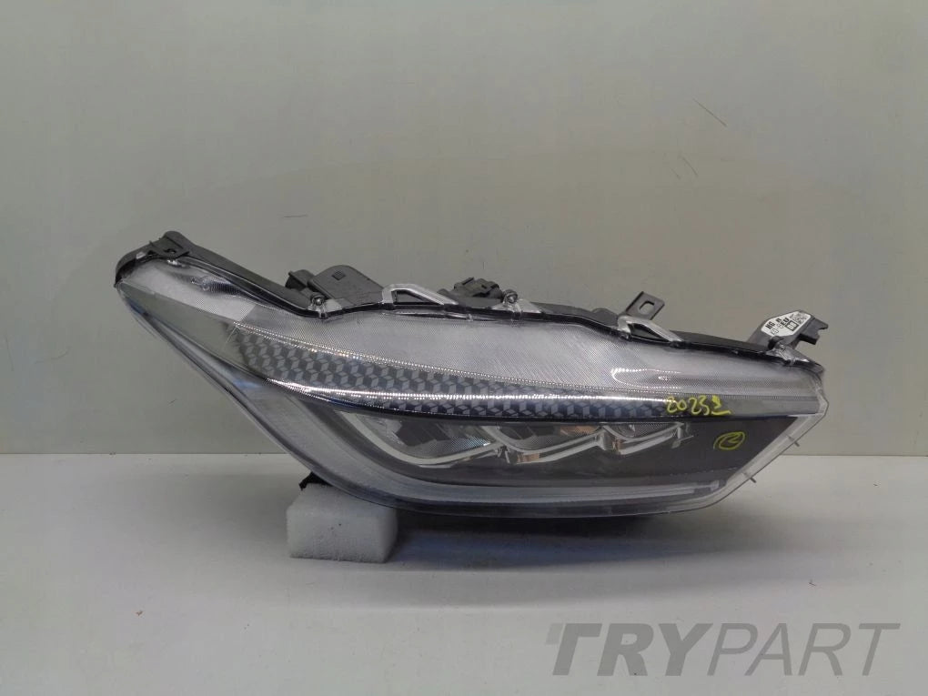 TOYOTA YARIS 4 IV P21 FULL LED 20- RIGHT HEADLIGHT